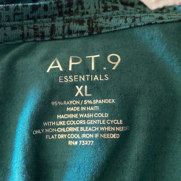 NWT APT.9 Essentials Dk. Green/Black Casual Blouse, Size XL - Picture 3 of 4